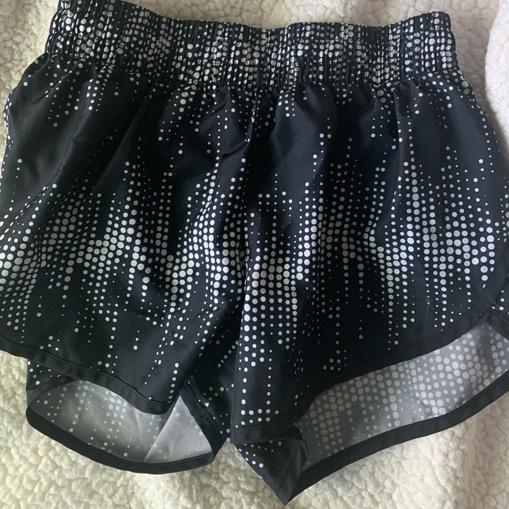 Athletic shorts